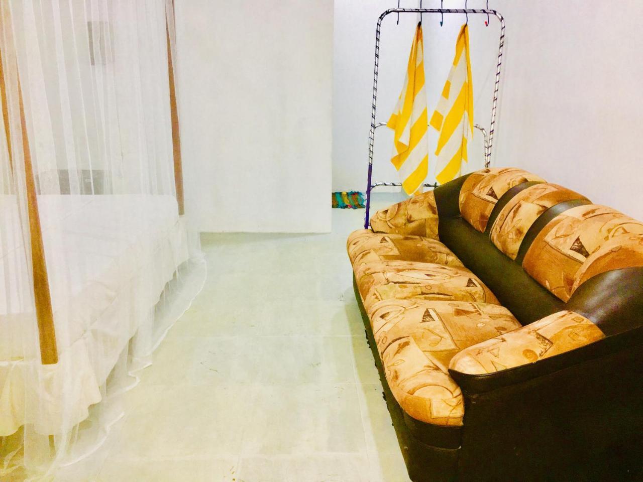 ホテル Sea Breeze Garden タンガラ エクステリア 写真